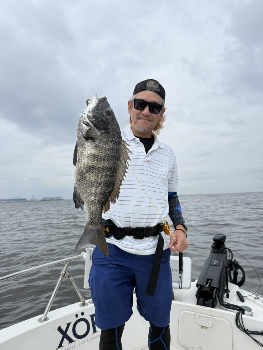 EasyFishingFNB's tweet photo. 記録的釣果🔥🔥🔥
初ご利用のゲスト様、2時間便で16キャッチ🤩
ほぼ毎投アタリが出ていました！凄まじい入れ喰いっぷりです！
4日（土）4便（16〜18時） https://t.co/4qlJTFSXzy