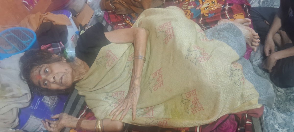Rahulsh62857990's tweet photo. Wants justice 
A old sick widow lady 
Infact a leader from jhansi worked for bjp from last 4 decades .
Is this a your gift from bjp to there old karyakartas to ignore only.
Why don't you answer
@PMOIndia https://t.co/dLhyAkRHph