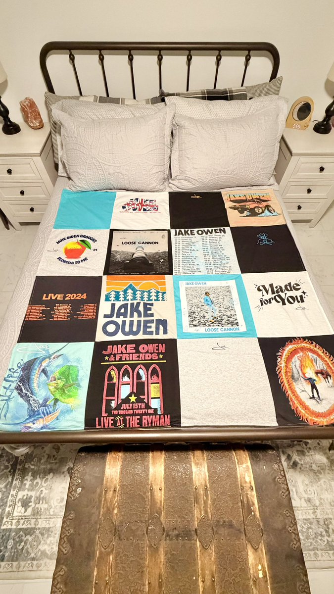 ms_stacystone's tweet photo. Having music in my life is absolutely essential. I’ve collected many @jakeowen shirts that I was finally able to have them turned into a blanket ☺️. It turned out perfect 🎶❤️ https://t.co/SLQtREkt5x