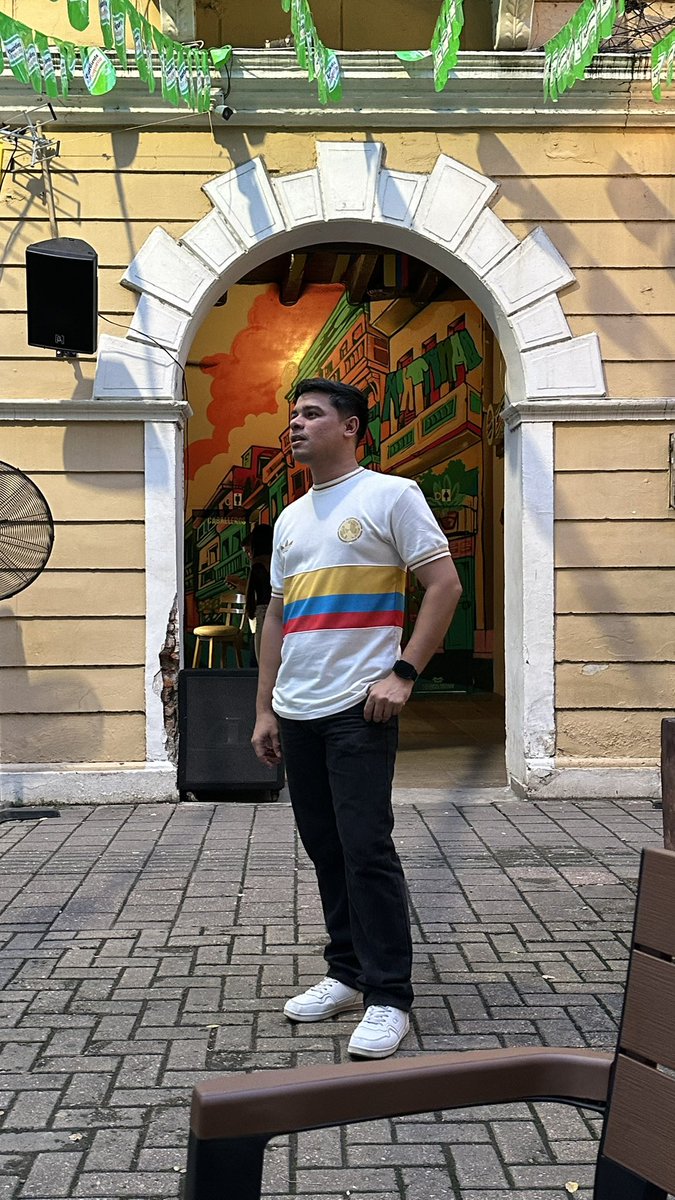 Carlosalvizs's tweet photo. Mood 🌎 https://t.co/AhpyIA3ogW