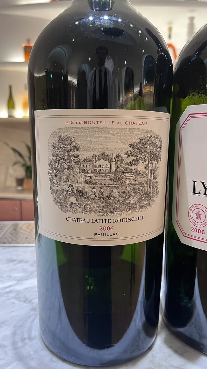 Capannnn_'s tweet photo. Me voilà officiellement sommelier 🤓
Donc je pose les 4 vins que j’ai le plus kiffé cette année pour l’instant 🙏🙏 https://t.co/BCrjW0KAka
