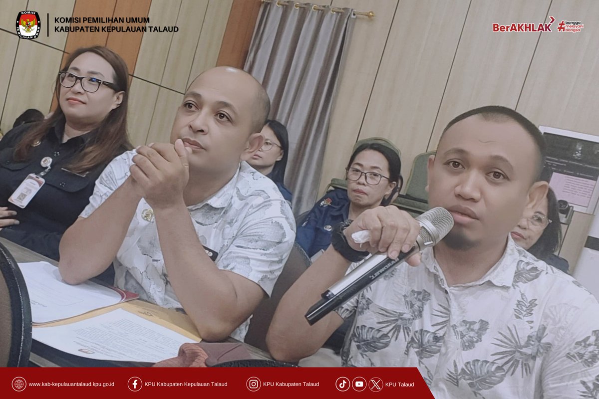 KpuTalaud's tweet photo. Hai #TemanPemilih, KPU Talaud turut hadir aktif dalam Rapat Koordinasi Persiapan Rekapitulasi PDPB Semester I Tahun 2026 yang digelar KPU Sulut, Minggu (5/7/2026) di Aula Kantor KPU Sulut.
https://t.co/F9SkoJ0WJX
#KPUTalaud #PDPB2026 #DataPemilihAkurat #KPUSulut #Pemilu2029 https://t.co/y0eCPKDERs
