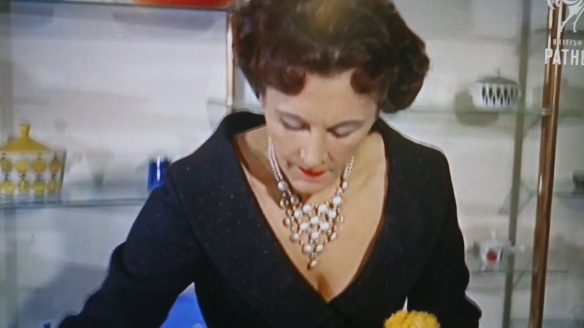 MarkDABond's tweet photo. #FannyCradock is back!!

#Pathe https://t.co/yGCN25BugG