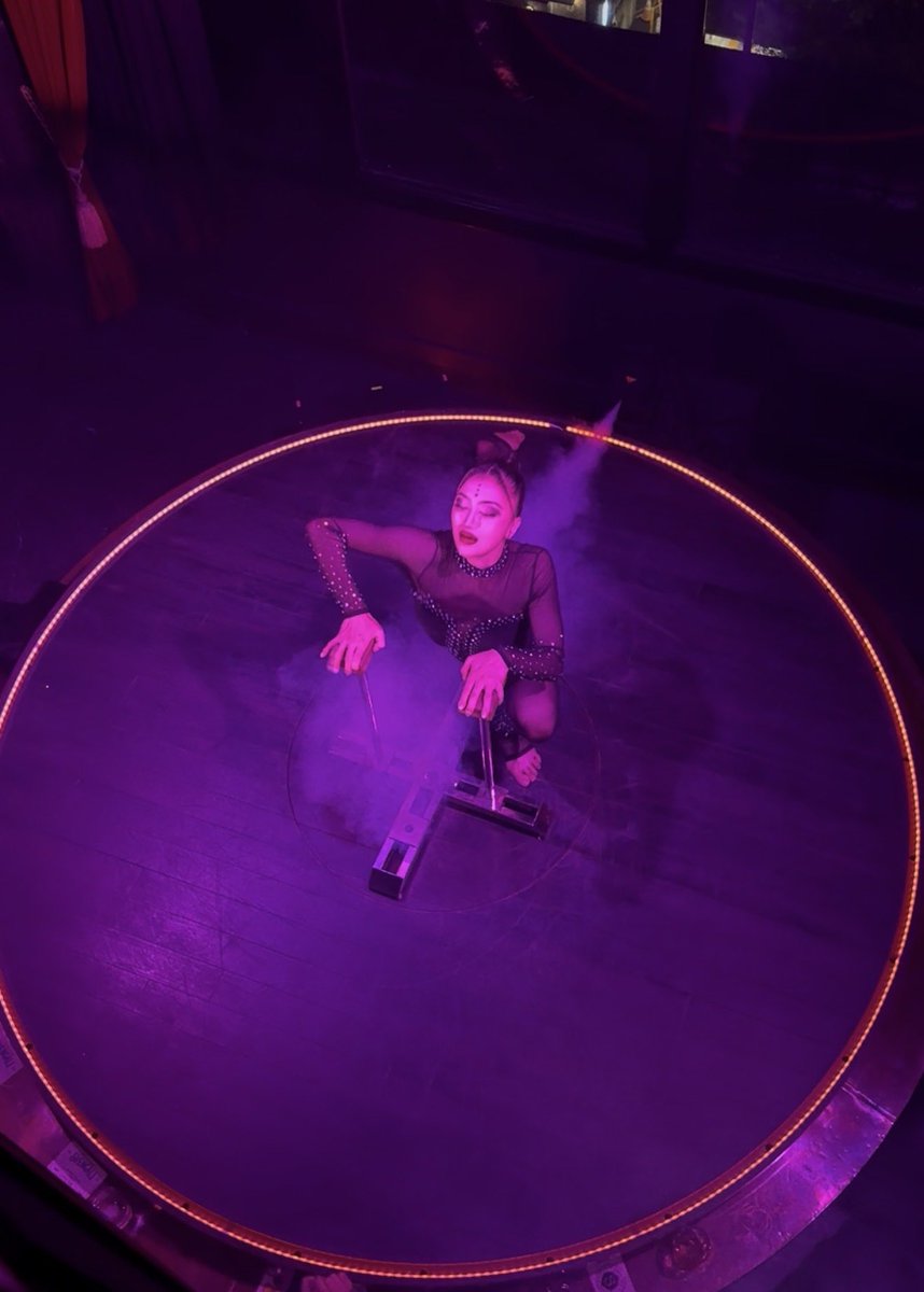 ContortionERi's tweet photo. One step beyond my limits.
#contortion https://t.co/smN9N3Fdn1