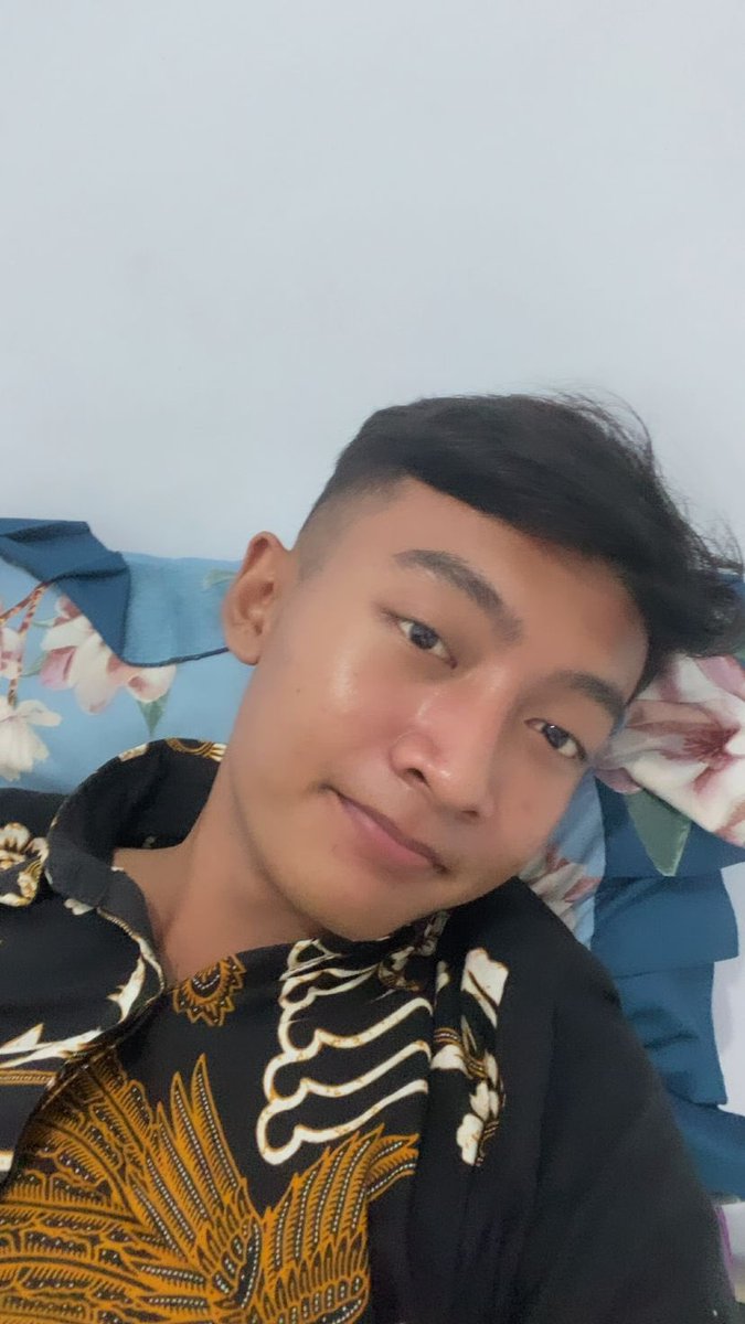 Fruitkiis's tweet photo. Liat bantal langsung rebahan 🤟🏻#medan https://t.co/6zDEsRU7pz