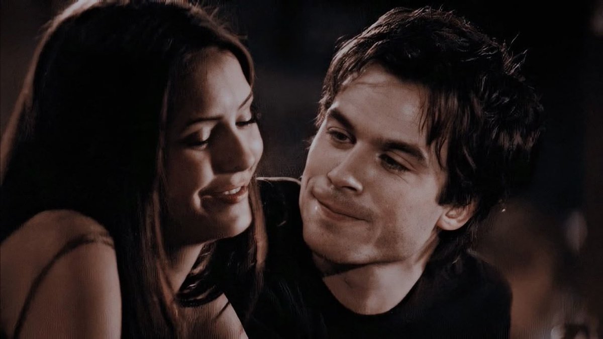 AgusMartino15's tweet photo. Que me mire como Damon a Elena, fin https://t.co/gIcDbnyB3A