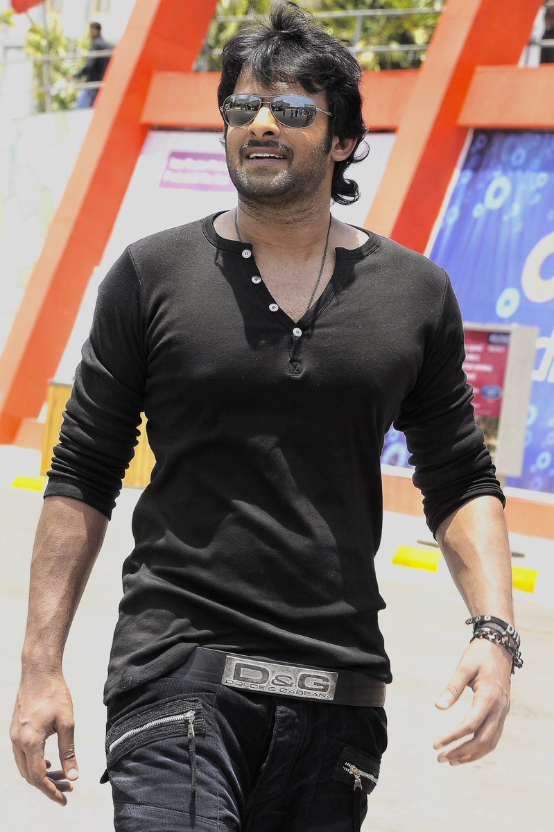 ivdsai's tweet photo. Good morning darlings... #Prabhas ❤️ https://t.co/NB5zUNr65Z