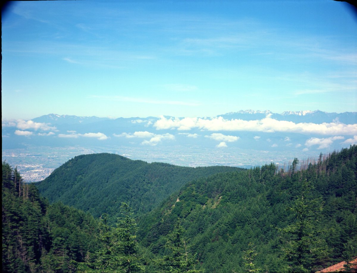 おはござます 雲と同じ高さ Roland Kleinbild Plasmat 70mm f2.7 Kodak