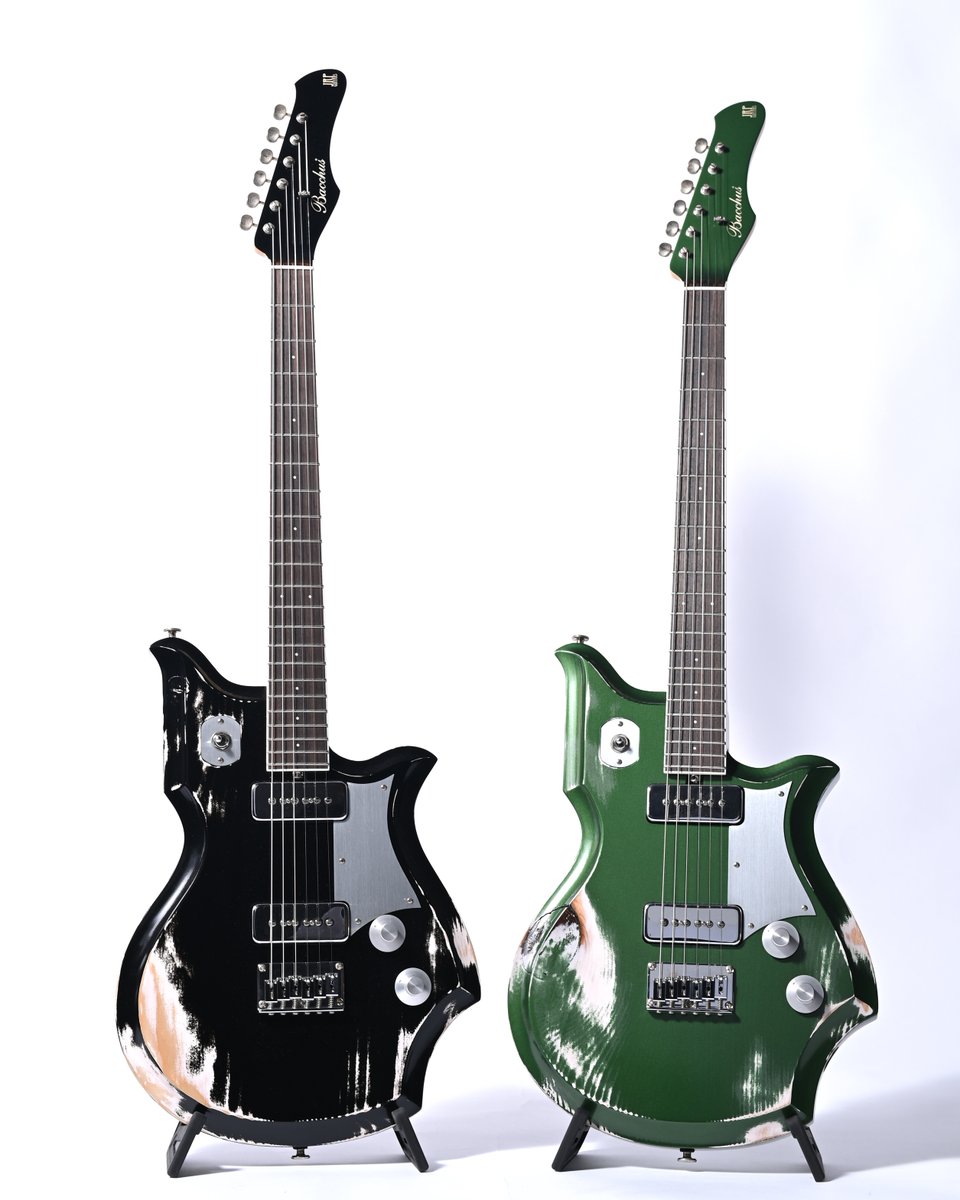 DeviserGuitars's tweet photo. アカマツギター最新モデル“CONTINENTAL”🎸

アノダイズドピックガードやメタルノブなど、細部までこだわり抜いたレトロなデザインに仕上げました✨👨‍🏭

#ディバイザー大商談会 https://t.co/hE6benHWfh