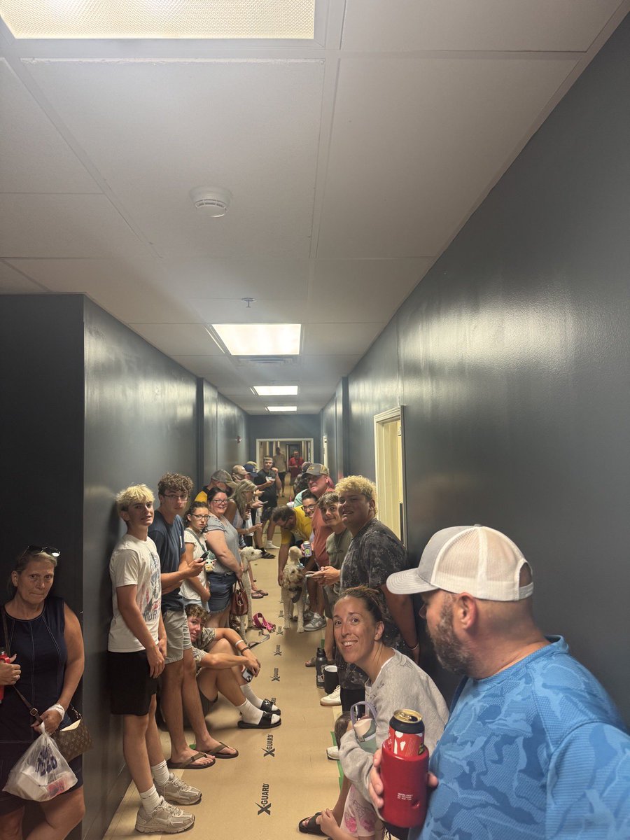 PooBaseball's tweet photo. We placed 2nd at the Glen Winget Memorial Tournament! Proud of the way our Chiefs competed all weekend.

Congrats to @Camden18BB &amp; @Maxkrupa12 on earning All-Tournament honors!

Bonus memory: surviving a tornado warning together at the hotel.

Photo 🧵 

@ChiefBaseball14 https://t.co/7jrPVEVeqv