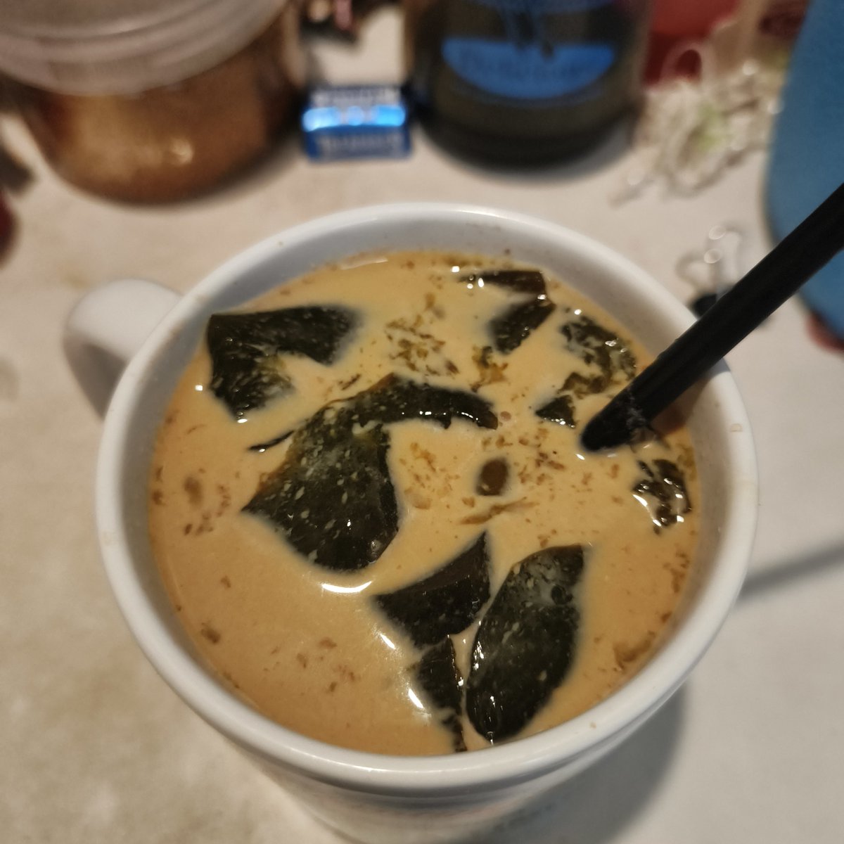 TipeDarah's tweet photo. nennekkkk! 😩 cincaunya overuseddd!
brahh u gave me too much to handle 😭

udah dibikin cappucino cincau ala² ikea aja ga abis² iniii https://t.co/mQH1LEE38S