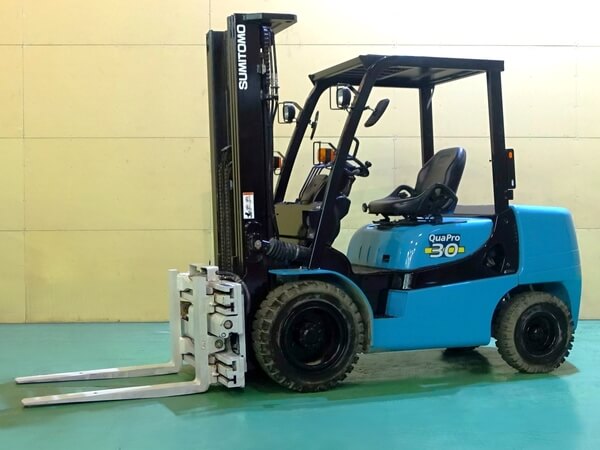 pcs_forklift's tweet photo. 【#PCS大阪営業所 より】
中古のフォークリフトを選ぶとき、
写真やデータだけで決めるのは少し不安ですよね。

現場の天井高に合うマストか、
荷物に合うアタッチメントかなど、
実際に「見て・動かして」確認することが失敗しない最大のコツです！

お気軽に試乗＆現車確認、お待ちしております😆 https://t.co/MHjlOhYPAp