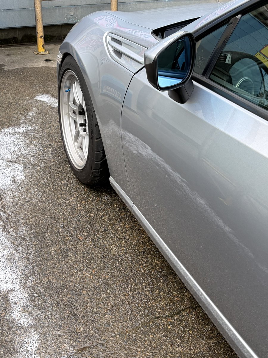 halSR__march's tweet photo. 連日雨で洗車できず、乗り始めて1番レベルで汚れた🥹
やっと洗車できる https://t.co/2esFXjz0kG