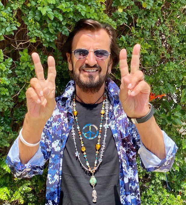 The Beatles Earth tweet media