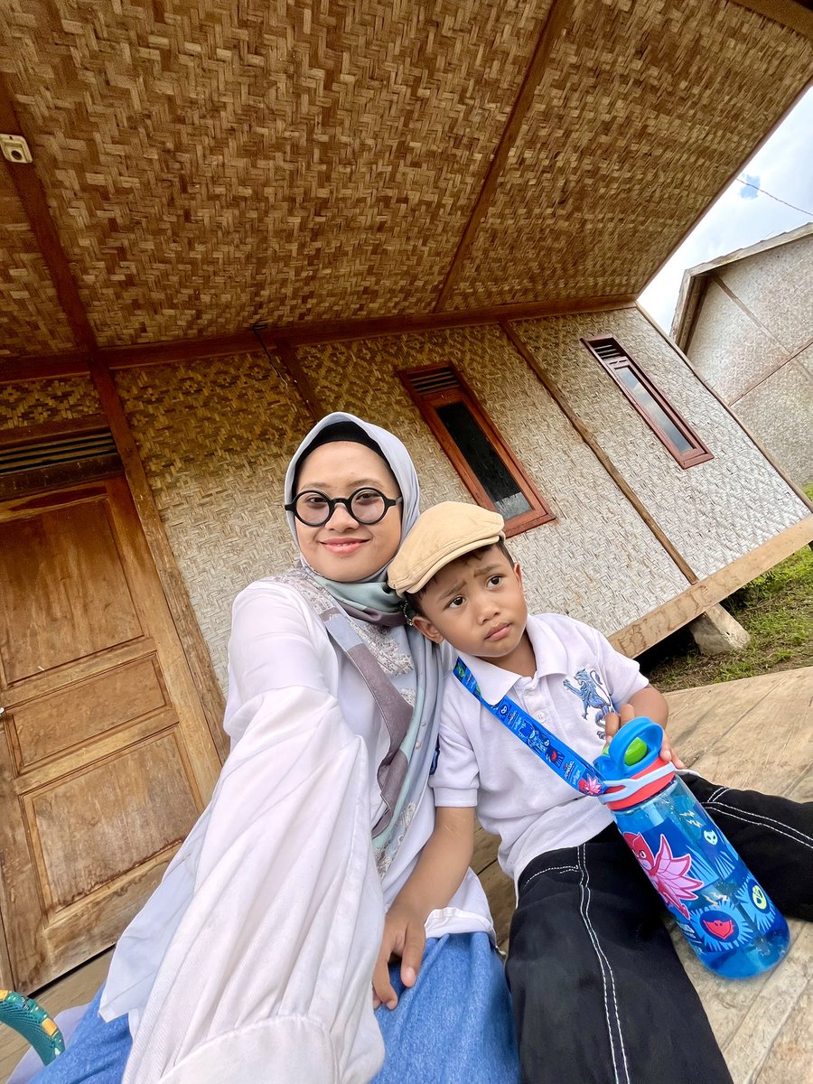 shifadiar's tweet photo. Pandan Wangi, Cianjur. https://t.co/WW5bUj9FX4