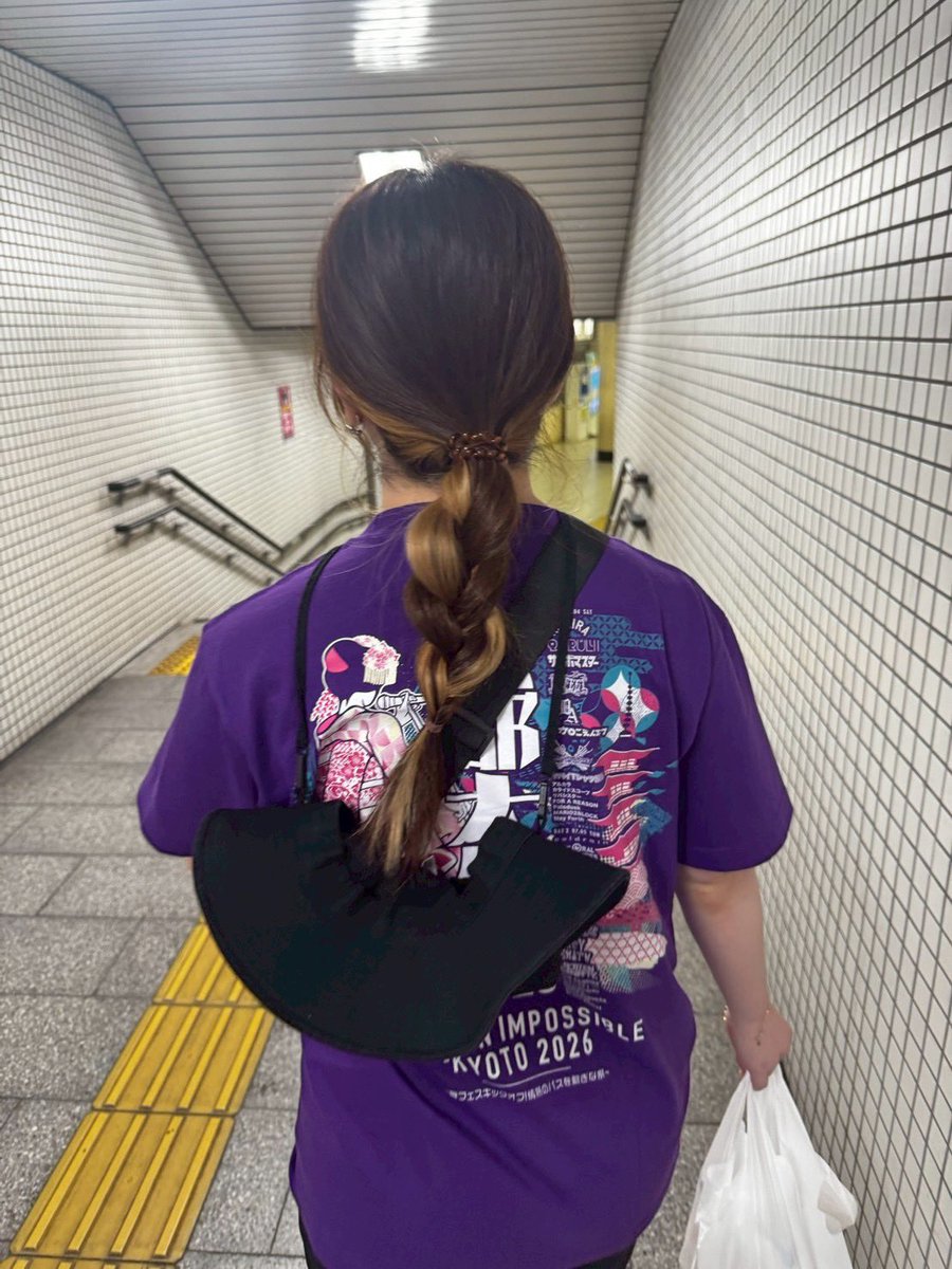 w1019a's tweet photo. 土日は泥だらけでフェスで昨日働いて今日から台湾旅行なんですけど相変わらず鬼ハードスケジュール組んでおります https://t.co/YCjuBsYAWX