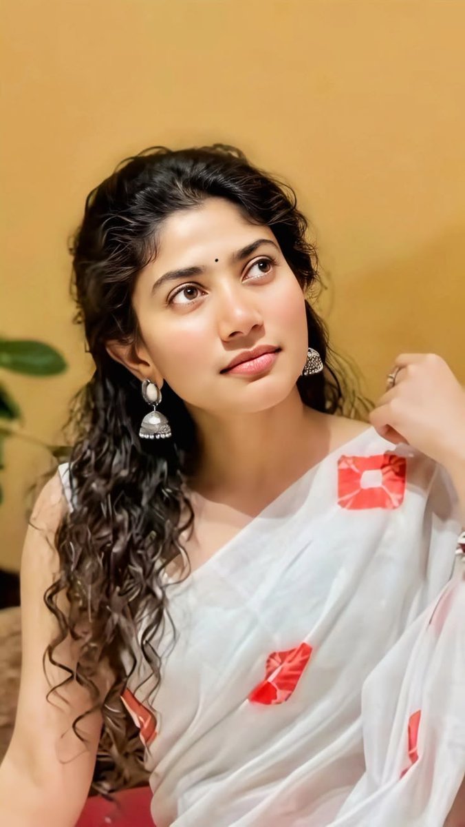 007Billadeera's tweet photo. Good morning 

@Sai_Pallavi92 
#saipallavi. ♥️ https://t.co/ao6YlXkbMl