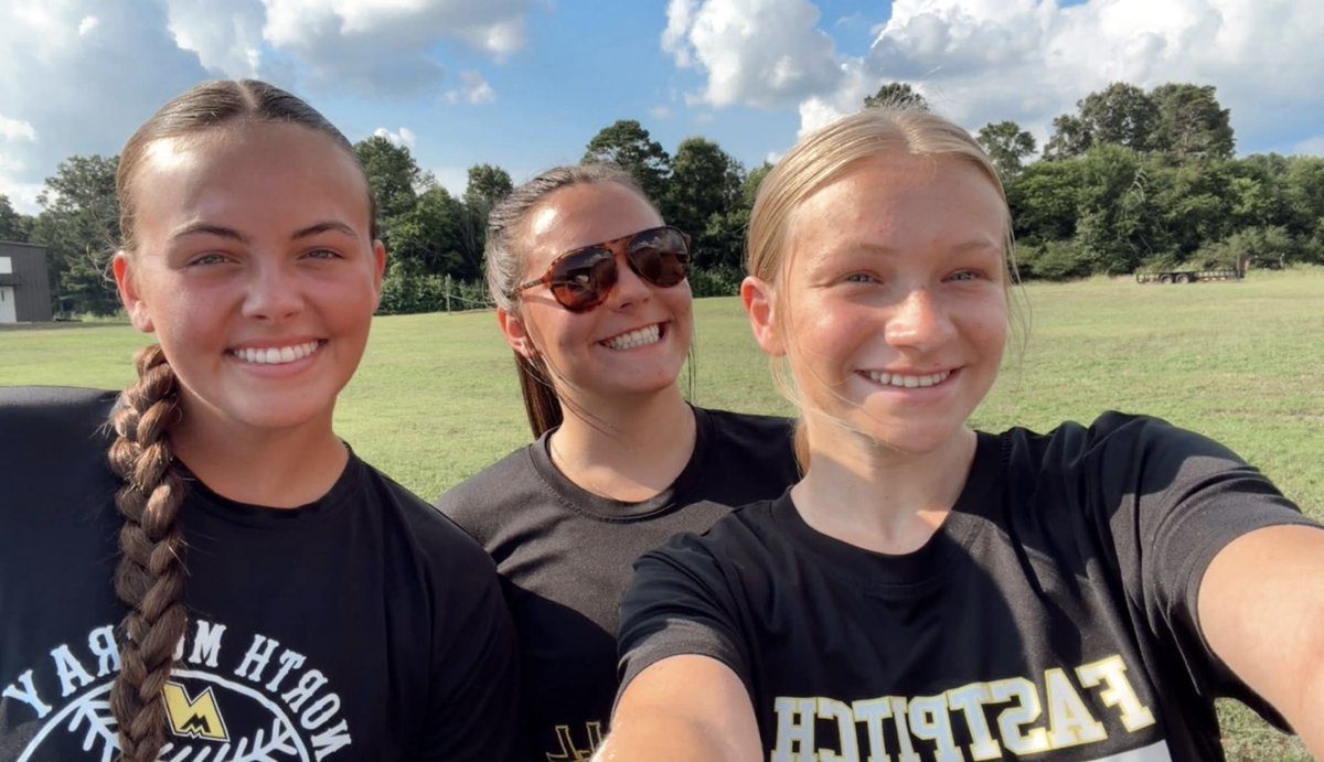 KMalone_67's tweet photo. Last first practice for high school softball, getting ready for senior year!!!!! @ChanleyL2027 https://t.co/E3Ik5kMO8M