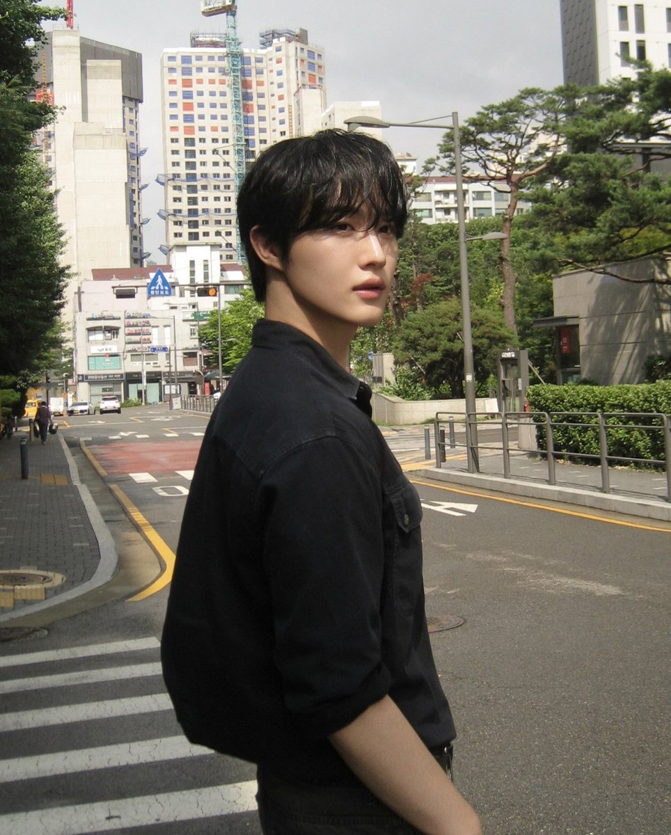 CIX_Instagram's tweet photo. 260706 #현석 hshyhk._.y instagram 
https://t.co/k0OYKEIK4v

🤍

☁️

새로운 가족이 생겨서 더 특별한 여름☀️

😴

😎

😄

📸

😺

하루종일 잔다

끝! https://t.co/fqO5kNpMNi