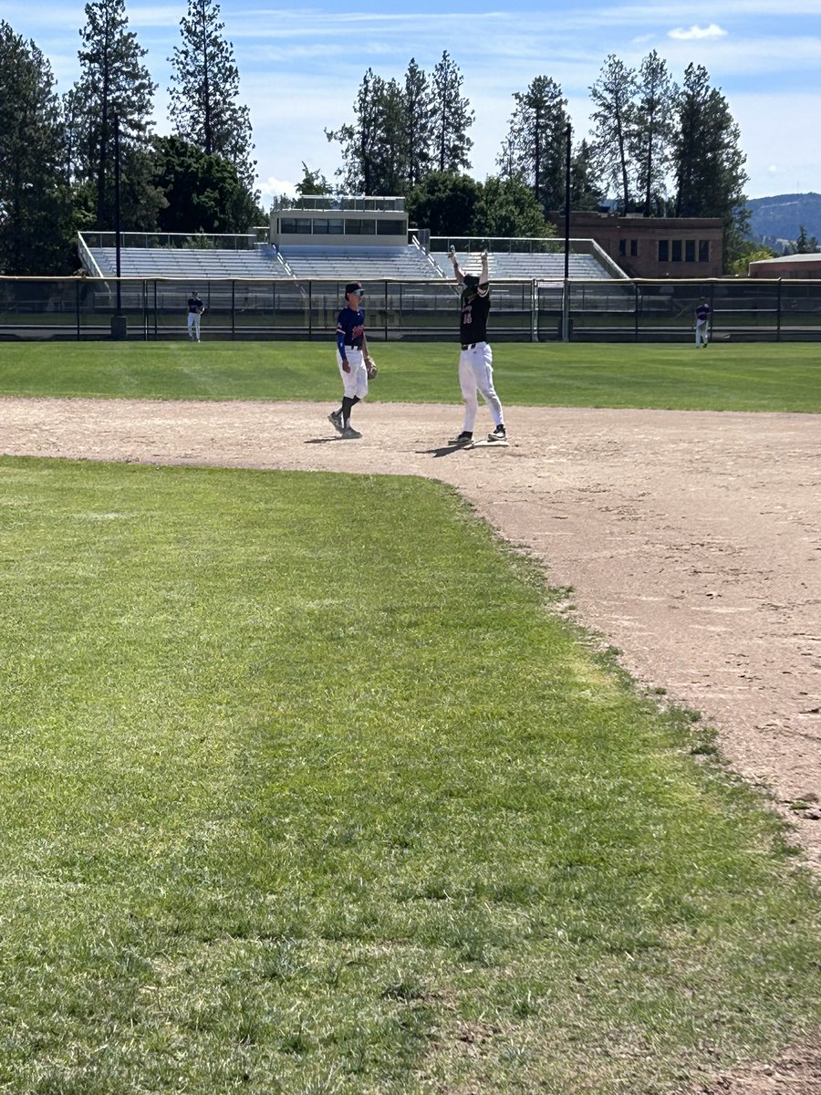 AcademyAhp's tweet photo. It was a great weekend for the 18U Renegades, advancing all the way to the semi-final of the Spokane Wood Bat Classic, before losing to a very strong Crew Club. 

Our record sits at 24-14-4, with more than double the wins from last season already! 

#RenegadeBall https://t.co/DdKzjIjt5S