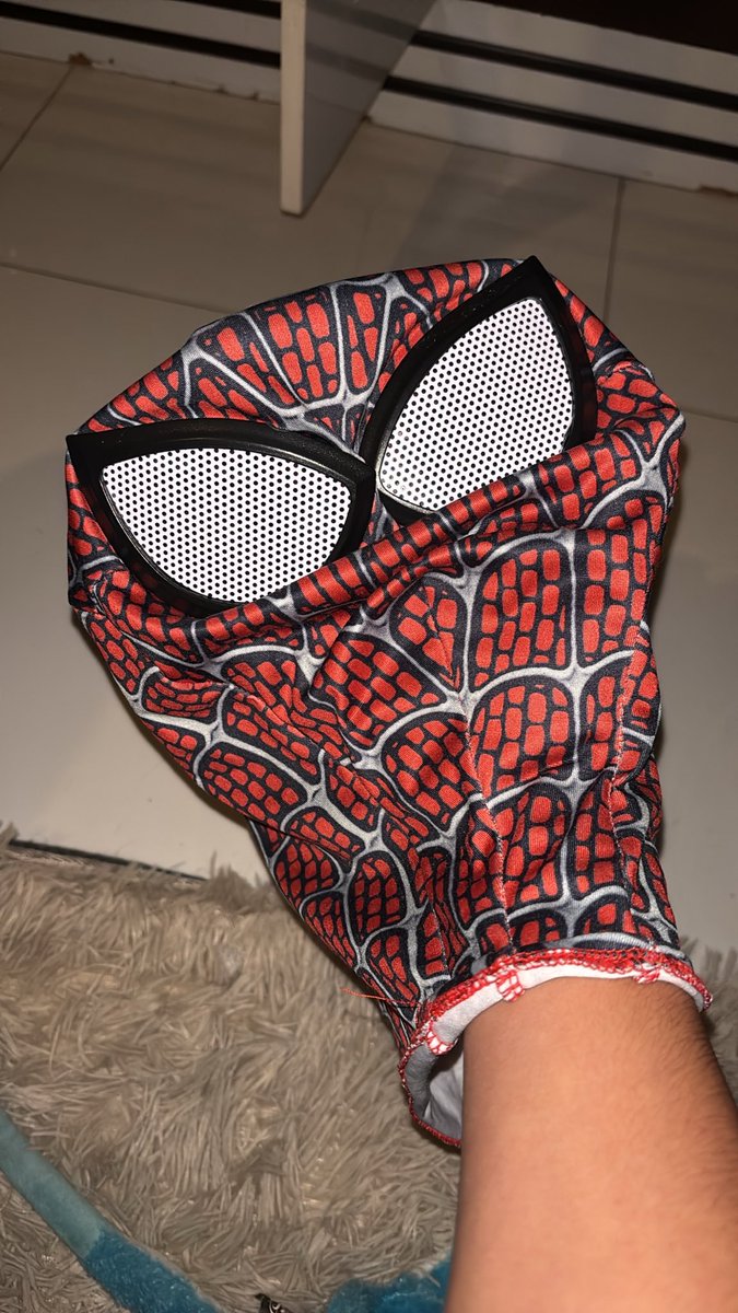kaidouloki's tweet photo. Who loves spider men mask? Me! https://t.co/V84pP4wlgF