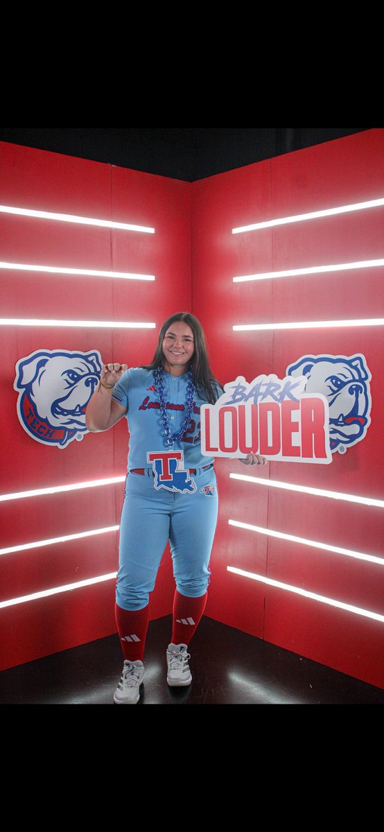 jordan_nailling's tweet photo. 100% COMMITTED! I’m so excited for the next 5! ❤️💙  @LATechSB @la_techSBCoachT @TKrobetzky @LATechSB_Cohen @madiegreen27 @RamseyTennMojo @SoftballGct @toddrhoades3 @ShugHenson @RedDevils16U https://t.co/nRXm3mM72T