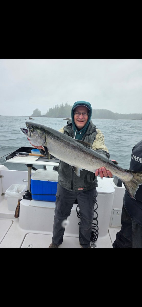 hpcharters's tweet photo. Another nice looking haul of Ucluelet Salmon
I dont think these guys know or care that its raining!
#explorebc #fishingcharters #bcfishing #gofishbc #fishingucluelet @TourismUcluelet #barkleysound @Fishingwithrod #slamoncharter #halibutcharter #uclueletcharters https://t.co/mseO3eCz4c