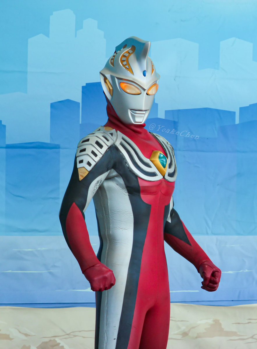 YoakeChen's tweet photo. 25周年おめでとうございます🎉

＃ウルトラマンコスモス25周年 https://t.co/wBtDOYSjqL