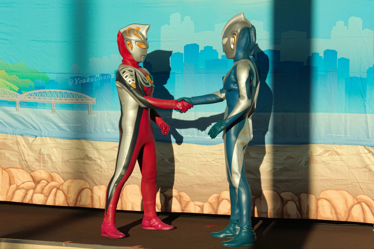 YoakeChen's tweet photo. 25周年おめでとうございます🎉

＃ウルトラマンコスモス25周年 https://t.co/wBtDOYSjqL