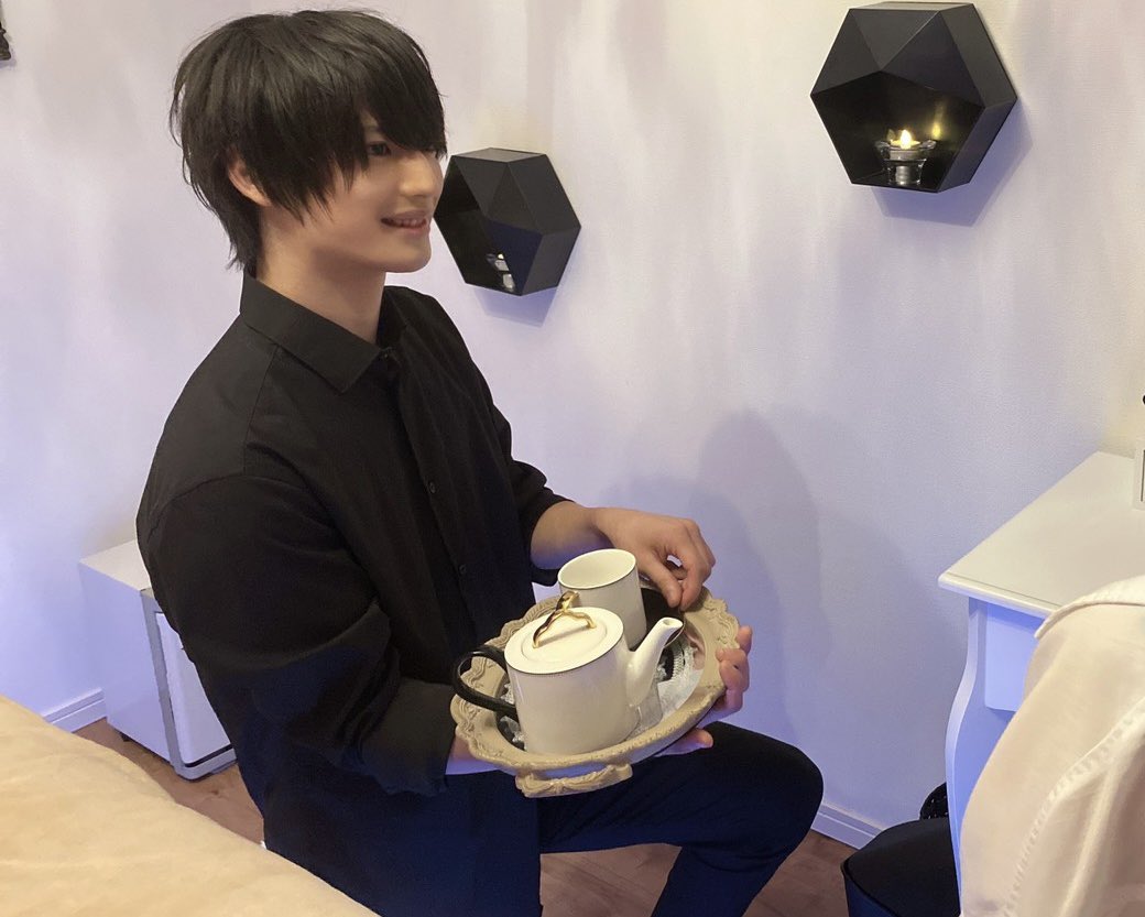 yu64sk's tweet photo. 今日は16:00〜17:00までにご来店、
明日はお昼と夜に空きがあります😌
月末になるにつれ、ご予約が取りづらくなりますのでご予約の際はお早めに！

ご予約はこちらから↓

https://t.co/m6MxdxYEa5 https://t.co/ju8LbpPtcy