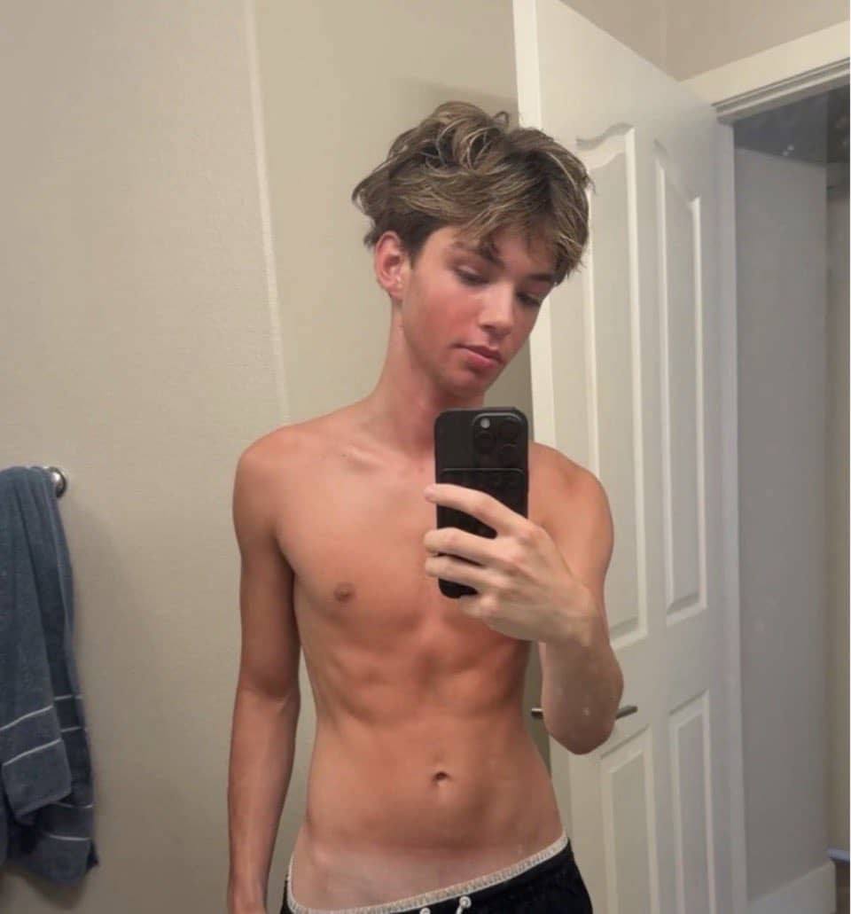 aisosa_dav36326's tweet photo. #baitedboys #baitguys #baitrequest #leakedboys #gay #baited #baitedguys #twitterporn #bait #Baited 
#baitedboys #baitservices #BaitStraight 

There are videos available on these models 
For premium pages and channels and mega files
 DM https://t.co/lStq31fIqt https://t.co/dGX3eD8RQF
