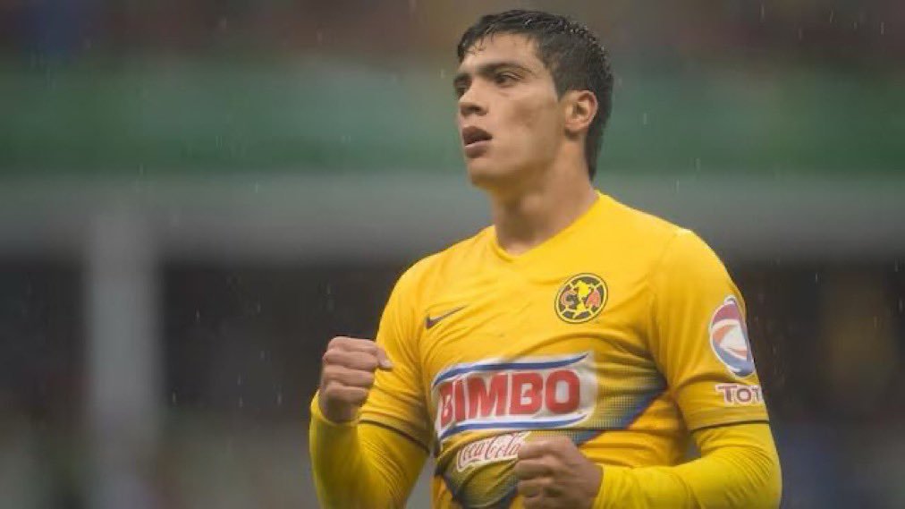 baijorge's tweet photo. @johncarp1916 @ClubAmerica El 80% de los goles de @miseleccionmxEN fueron de #Americanistas
#JuliánQuiñones
#RaúlJímenez
#ÁlvaroFidalgo
🖕🏼 @Chivas @ketolol_ @Piojismo1906 @ElRojiblanco12V @jhernandez83 https://t.co/wuDTmvTZ3m