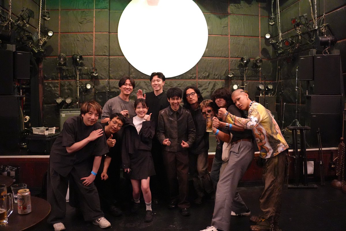 budhan's tweet photo. 昨日のManic Sheepレコ発
DOGOとHOME感謝。みんなヤバかった。
DOGOはDUBの源流まで遡ってました完全に。あと爆音のソロとカウベルだけ担当の人がいて最高でした。HOMEはさすがキレキレのライブ。ノリにノってます。
Manic Sheepは5人編成で逆にまとまりましたね。ドラムの支配感は変わらず最高。 https://t.co/FwAvkl1PpR