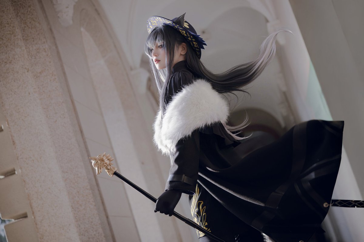 MatsuuraKagami's tweet photo. 🐺👑
#アークナイツ https://t.co/k6QjptefMq
