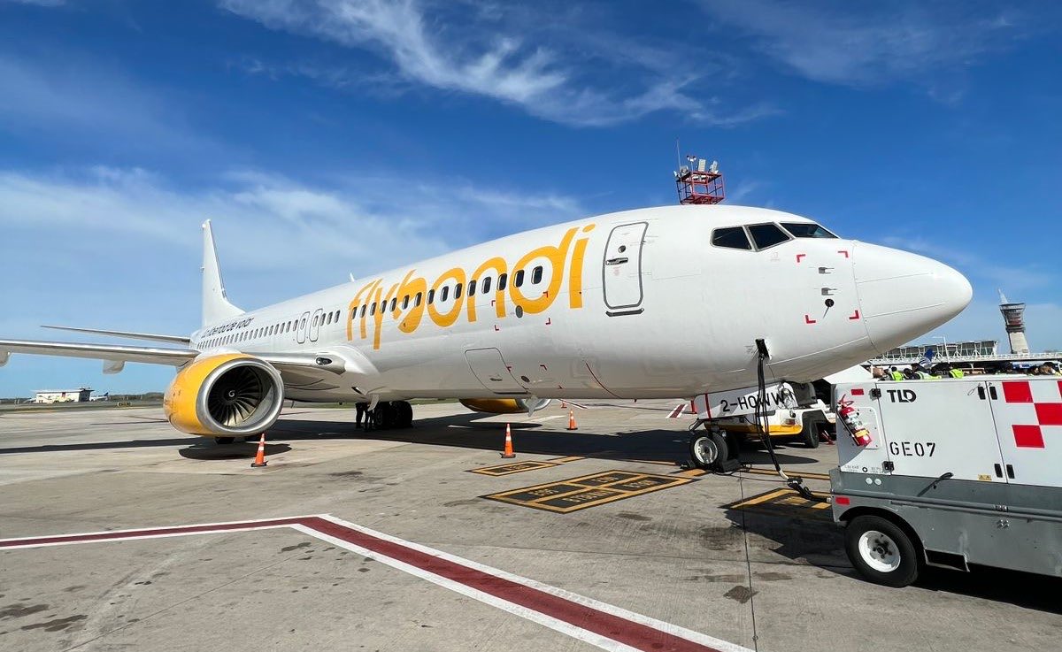 RealTimeRating's tweet photo. FLYBONDI canceló todos los vuelos del JUEVES, VIERNES, SÁBADO, DOMINGO Y LUNES. https://t.co/XH1twYjZhZ