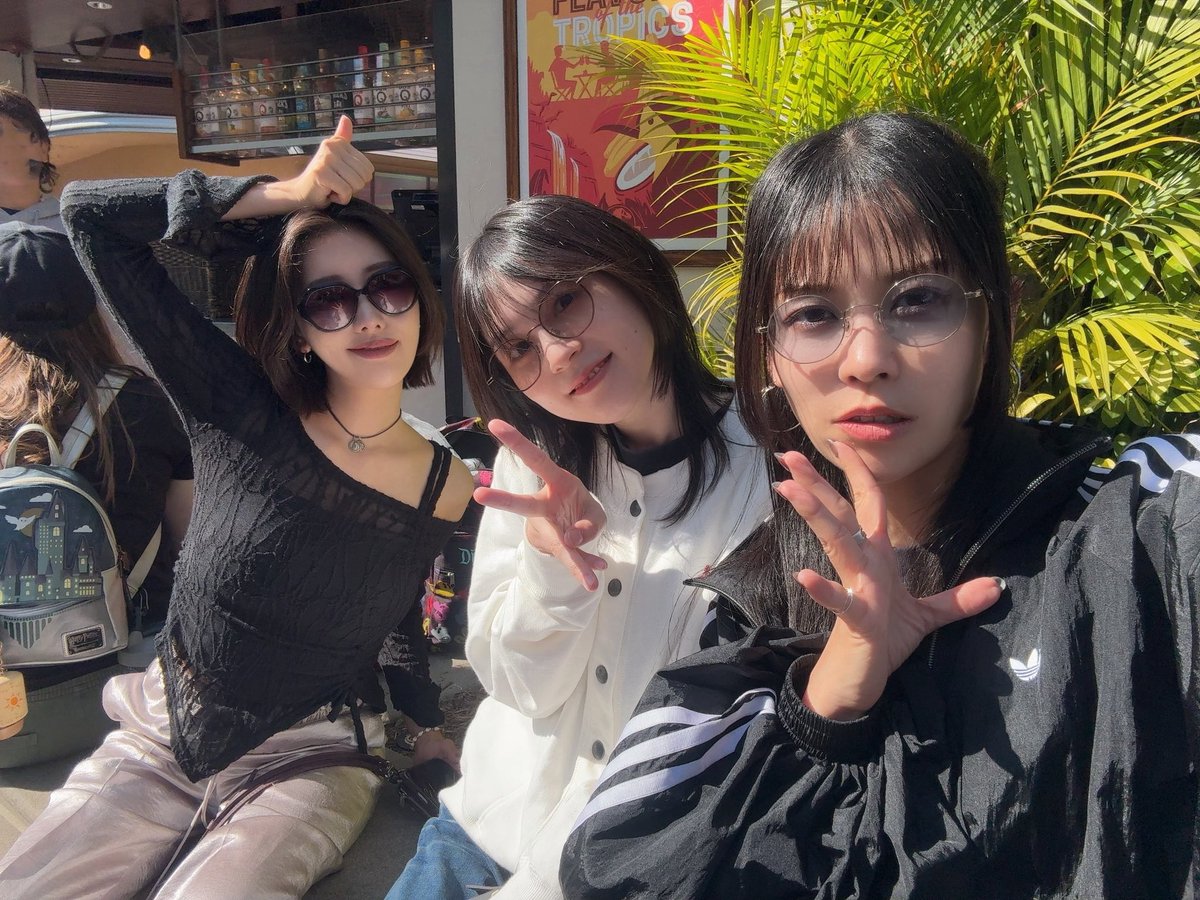Kanon_Shizaki's tweet photo. We visited Universal Studios Hollywood

So much fun💜🖤 https://t.co/IDfxXGATnX