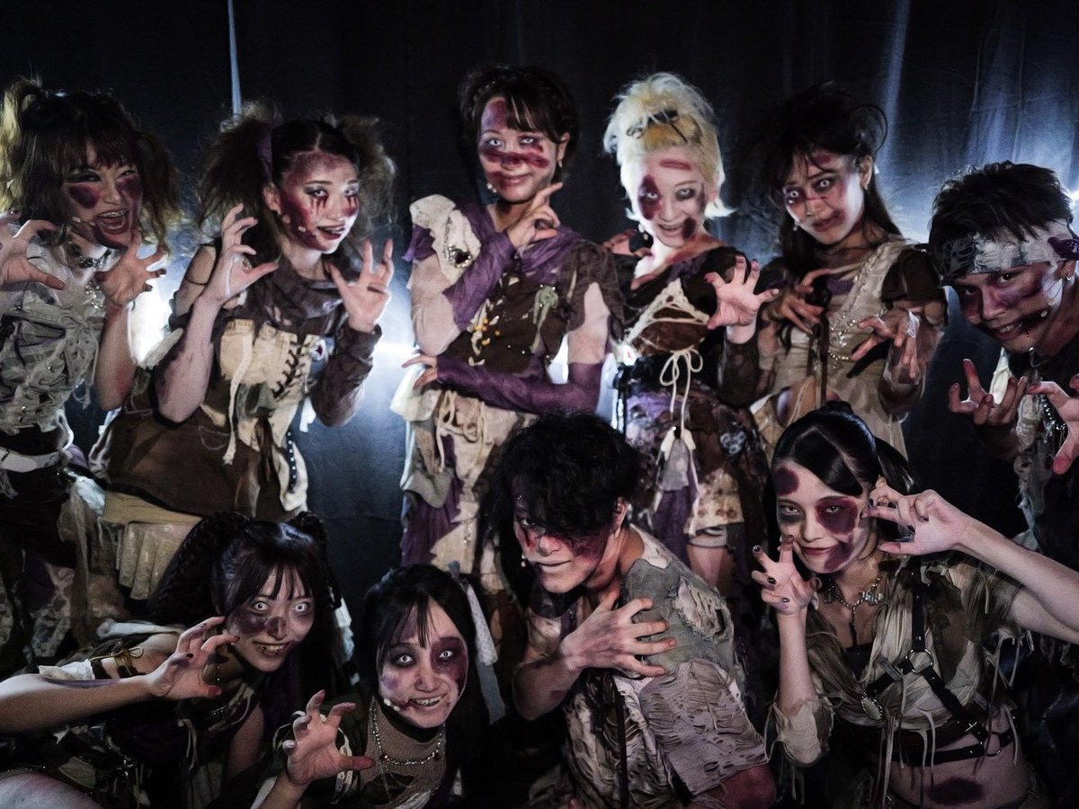 numanuma_ibuchi's tweet photo. CINDERELLA GIRLS MUSICAL『DERE of the DEAD』2026/07/05
無事に千秋楽を迎えることができました。

全3公演、圧巻の景色。関わってくださったみなさま、本当にありがとうございます！
そして、一緒にゾンビったアンサンブルのみんな！BIG LOVE！

#デレミュオブザデッド_観劇レポート https://t.co/CHlDuXCxRd
