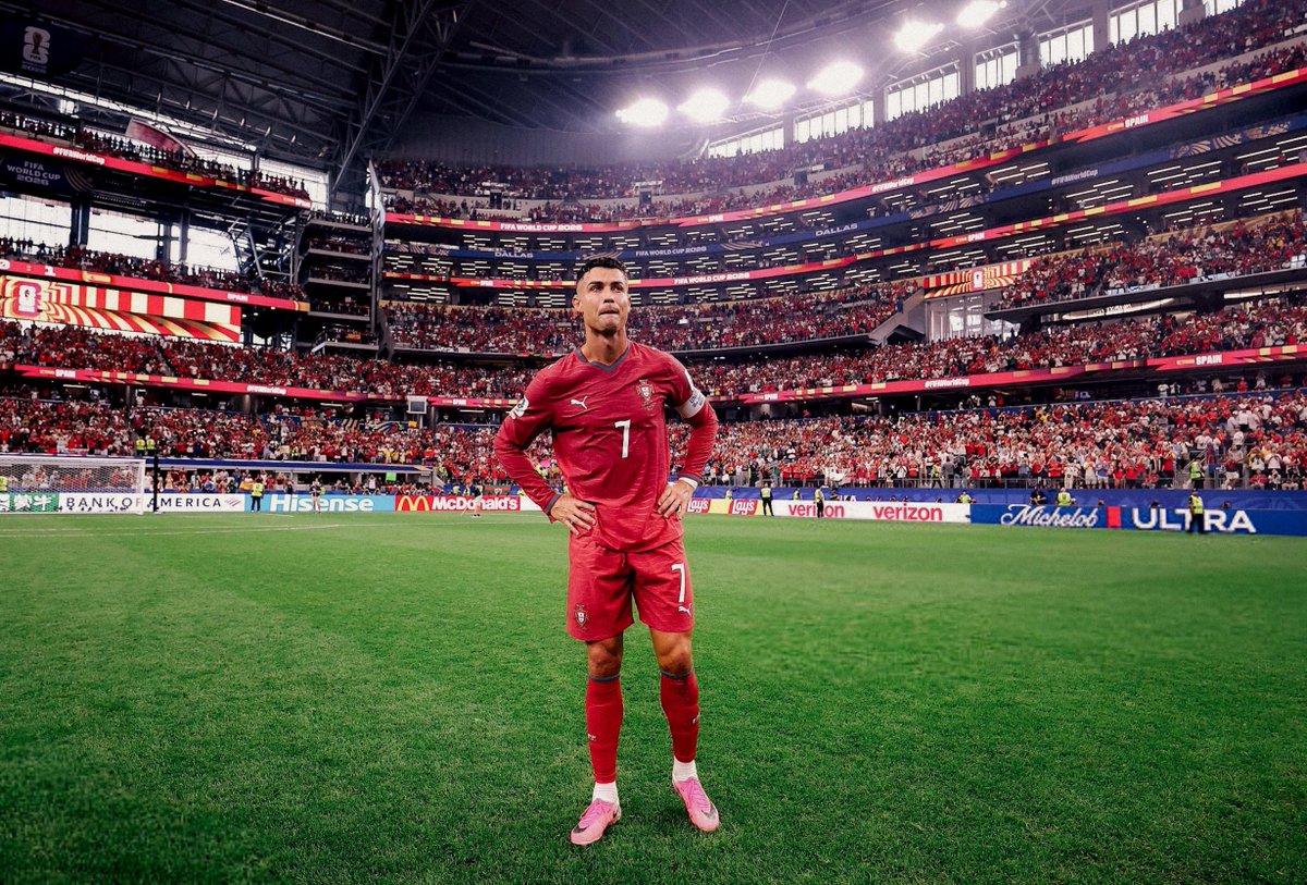 CrRonaldo7Jr's tweet photo. He gave Portugal everything. ❤️
Thank you, the Greatest 👑👑 https://t.co/y6RucYQHX7