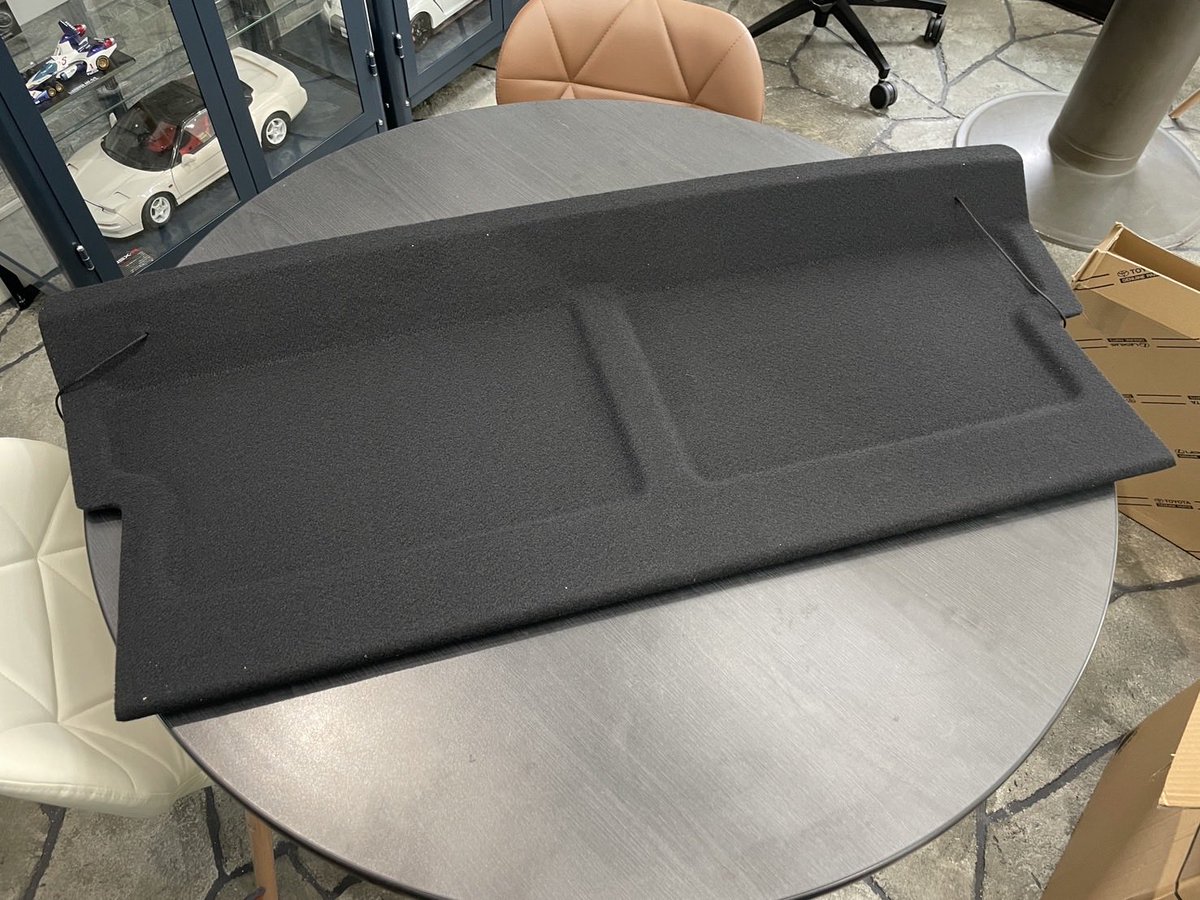 AE86 内装 リヤボード スピーカーボード　着払い‼️手渡し可能‼️ AE86の新品のトランクボード買ったのに受け側の内張が無くて着かなかっ
