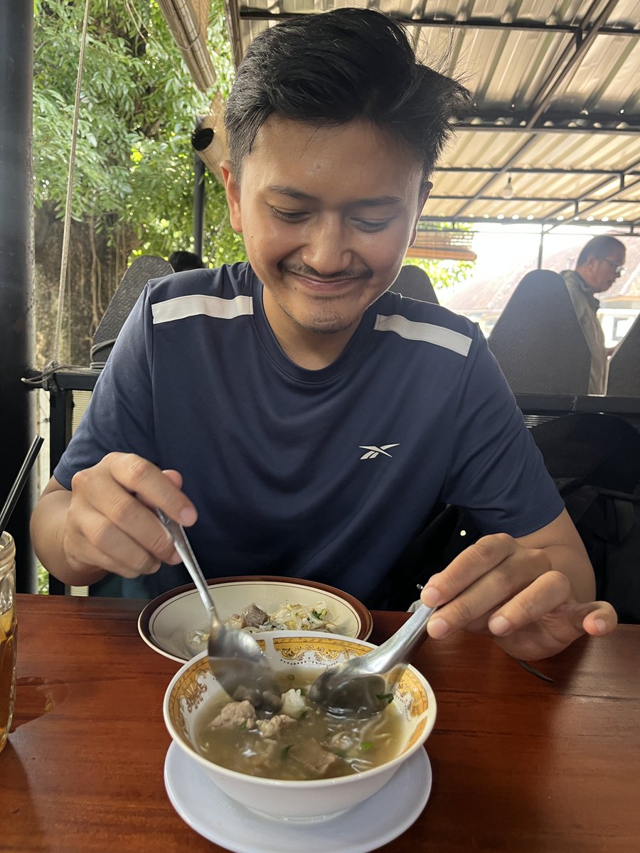 kaoreeyyy's tweet photo. the only man I don’t hate🦍💌 https://t.co/ty6IRl7psq