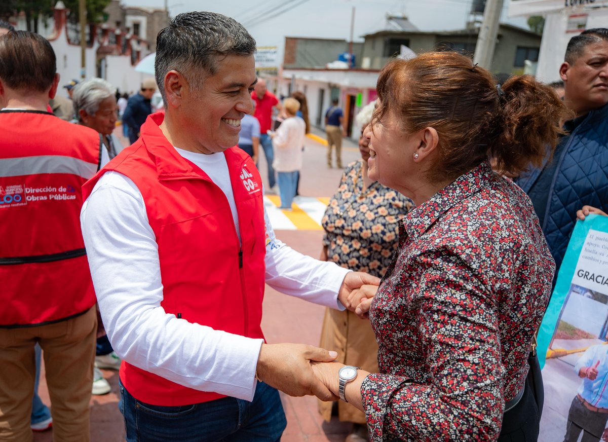 davidsanchezi's tweet photo. Inauguramos la Calle Severiano Reyes en Cabecera Municipal, una obra integral que responde a la confianza de las familias de Coacalco.
Gracias por su paciencia y por confiar en este proyecto. En Coacalco seguimos cumpliendo con 
#ContinuidadDeBuenosResultados. https://t.co/MMj7xP42tt