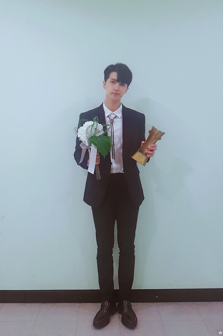 DDUDUNS's tweet photo. 남자의 성장이 왜이렇게 여인들을 눈물흘리게 하는지. . . https://t.co/acheUpkrkm