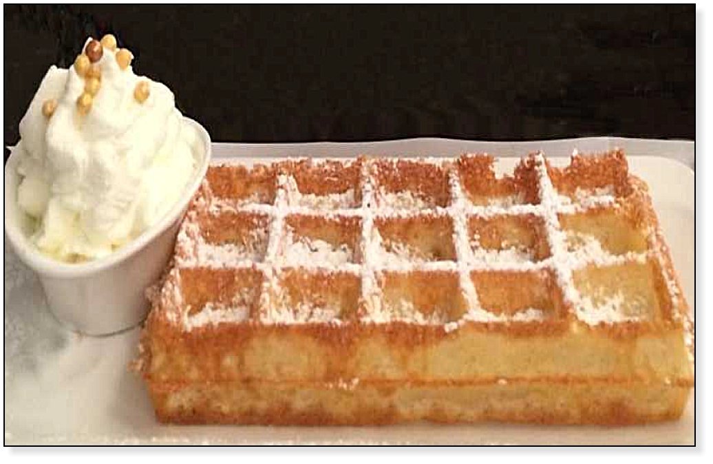 PatrickMargie86's tweet photo. @greg16676935420 🇺🇸 45 TRUMP 47 🇺🇸

That’s not a Belgian waffle; 
that’s American junk😎
This is a Belgian waffle.
👇👇👇👇👇👇👇👇👇👇 https://t.co/uHUch3HgP1