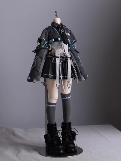 DOLKOSAKA's tweet photo. 【入荷情報/お洋服】
DOLK SELECT より、次元叛逆零域 が入荷しました！

トップス・シャツ・スカート・ストッキング・手袖・ベルト・ネクタイ・腿飾りのセットです✨

カラー：ブラックグリーン  / ブラックピンク /
グレーブルー /ホワイトブルー

40cm対応　各種￥8,300
＃DOLK大阪お洋服 https://t.co/dpvw92BryU