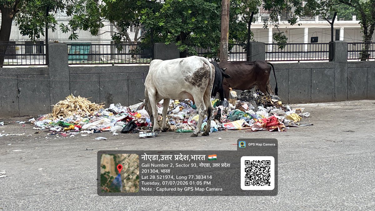 Gejhasector93's tweet photo. @noida_authority @CeoNoida @dmgbnagar @PankajSinghBJP @myogiadityanath @CPCB_OFFICIAL @CMOfficeUP @WHO 
Reminde 2
नोएडा अथॉरिटी हेल्थ डिपार्टमेंट से पूछना चाहता हूँ तीसरे दिन का हाल देखे गेझा बारात घर के पास बदबू से हाल बेहाल आख़िर उसे यहाँ से कब शिफ्ट करवाओगे ? क्यों सुनवाई नही https://t.co/IE4gIAxg17