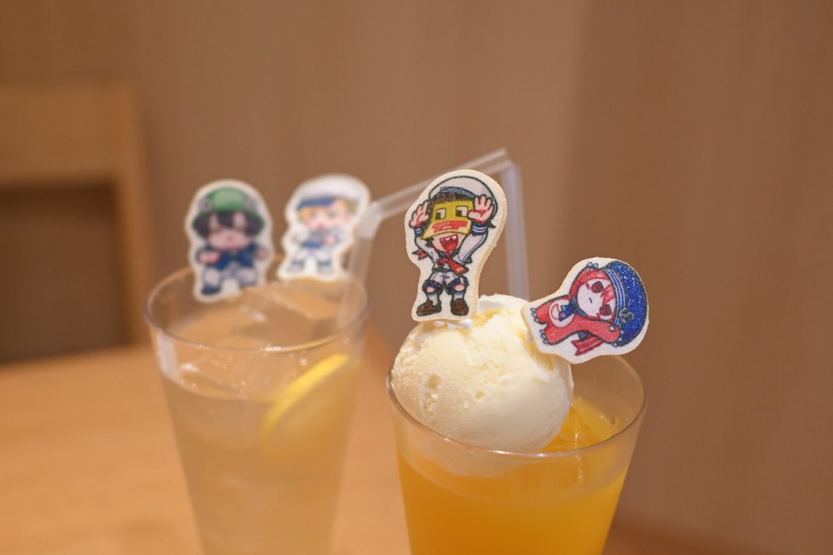rakoskey's tweet photo. 1人でスイパラコラボ行ってきました
美味しかったです！お腹いっぱいです！

・うぉうぉかみ×ちょれのひとくちランチプレート
・わどとこうたんのマンゴーオレンジドリンク、バニラアイスを添えて
・後味スッキリ陰キャ転生と化身の理想の白ブドウドリンク

#50クラスイパラ https://t.co/UEIHKtpyBa