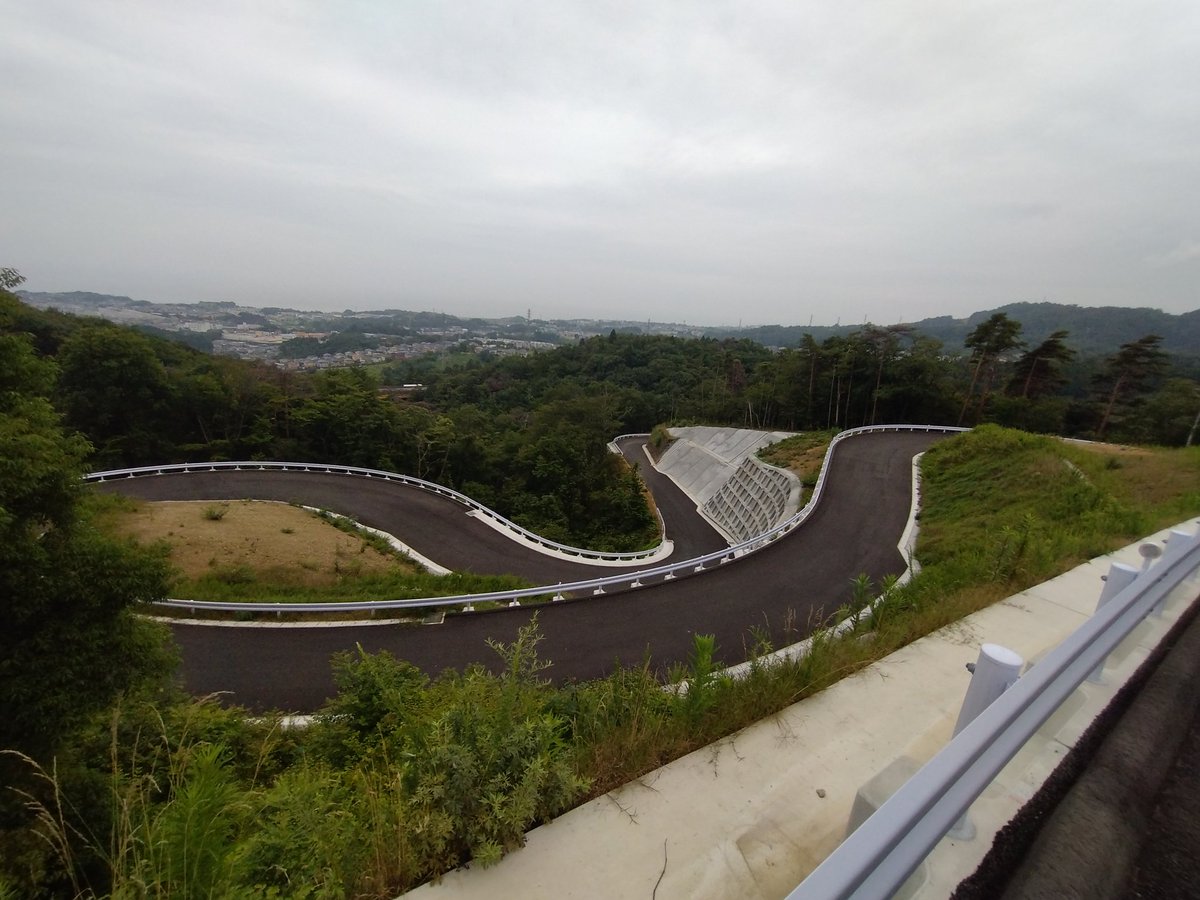 曇りのち雨 午前バイク乗ったけど また☔に降られたわ！ コレで三週連続で雨に☔降