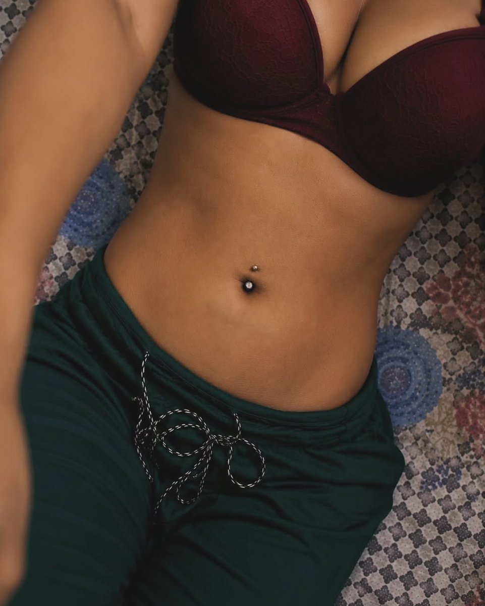 kaipula7731031's tweet photo. Do you like this body shape .
Comment your #relationship with this type of #girls
1- #Younger #sister
2- #Elder #sister
3- #wife
4- #Mother
#viral #TrendingShirt #Trending #fly #flyp #flyn #virałpost #viralpunch #viral2026 #incest #incestsister #incestomãe #incestomamá https://t.co/g4kSdnuR03