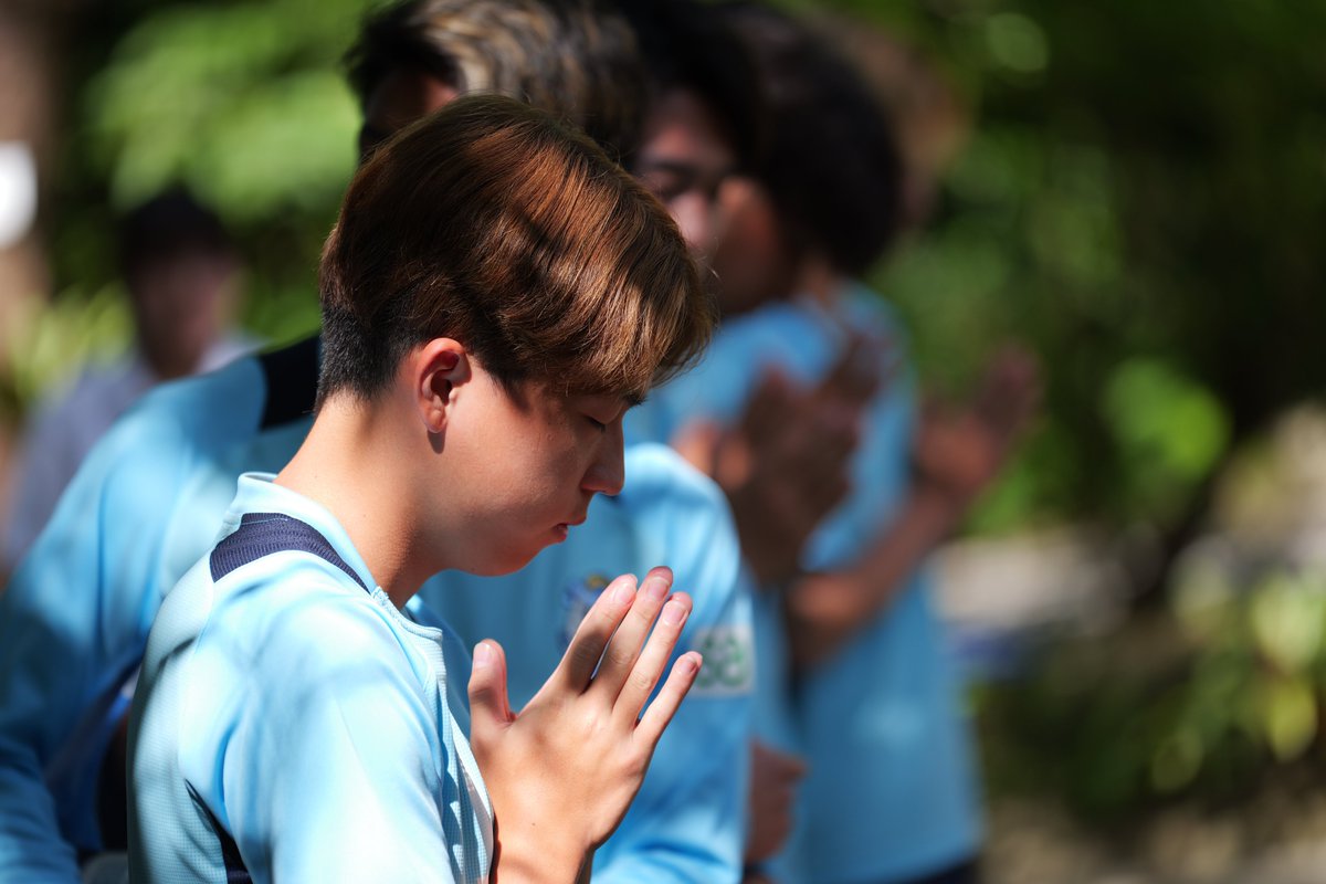 Jubiloiwata_YFC's tweet photo. 沖縄県糸満キャンプ4日目、チームは平和学習を実施いたしました。

▼詳しくはこちら
https://t.co/6mxJPzjyRG

#サザンビーチホテル #ジュビロ磐田 https://t.co/NqdrkSdPSR