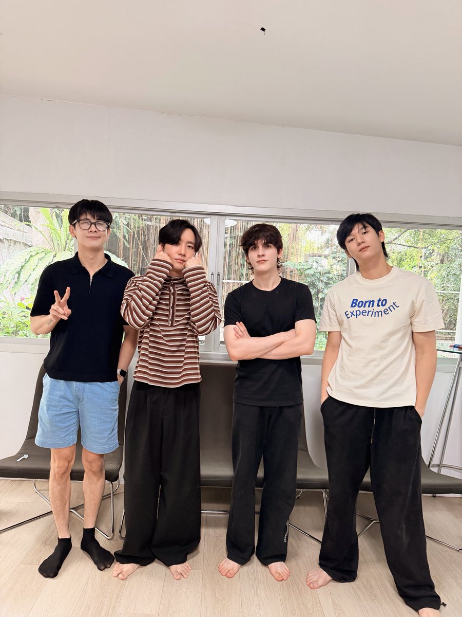 iQIYIArtist_TH's tweet photo. MISSION COMPLETE
SYSTEM STANDBY...
 
@mos_psl @Bank_mondop @bonnadol @Siwat666666 

#IDENTITYZERO
#IdentityZero2ndWorkshop https://t.co/bNWvjOlnYx